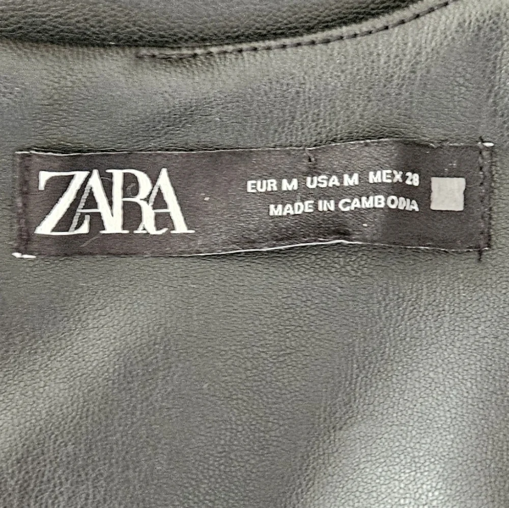 ZARA Black Leather Puff Sleeve Mini Dress Stretch Size Medium - Picture 11 of 13